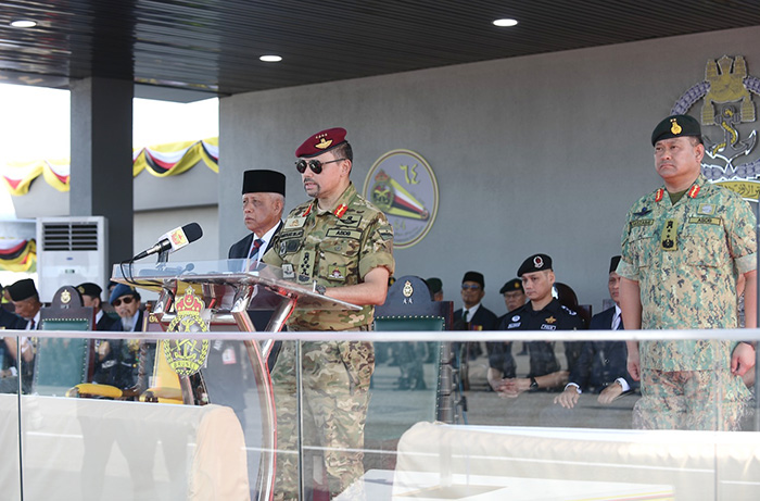 HIS ROYAL HIGHNESS PRINCE HAJI AL-MUHTADEE BILLAH, DEPUTY SULTAN ATTENDS THE ROYAL BRUNEI ARMED FORCES 64TH ANNIVERSARY CELEBRATION GRAND PARADE