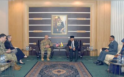 MINISTER AT THE PRIME MINISTER’S OFFICE AND MINISTER OF DEFENCE II RECEIVES FAREWELL CALL FROM THE DEFENCE ATTACHÉ OF THE UNITED STATES OF AMERICA TO BRUNEI DARUSSALAM