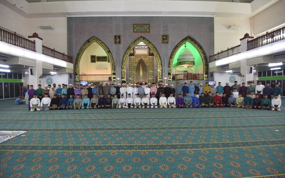 MINISTRY OF DEFENCE CONTINUES TO ENLIVEN THE MONTH OF RAMADHAN WITH THE OUTREACH AND IHYA’ RAMADHAN PROGRAMME OF THE MINISTRY OF DEFENCE 1446H/2025M TO RPN KAMPONG PANDAN MOSQUE, KUALA BELAIT