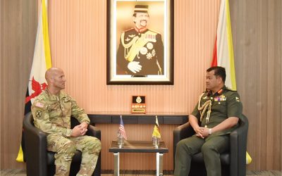 RBAF COMMANDER RECEIVES FAREWELL CALL   FROM NON-RESIDENT DEFENCE ATTACHE OF THE UNITED STATES OF AMERICA ACCREDITED TO BRUNEI DARUSSALAM