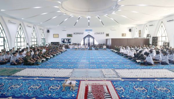 LAUNCHING CEREMONY OF THE TADARUS AL-QUR’AN FOR THE KHATAM AL-QUR’AN CEREMONY IN CONJUNCTION WITH THE ROYAL BRUNEI ARMED FORCES 65TH ANNIVERSARY CELEBRATION