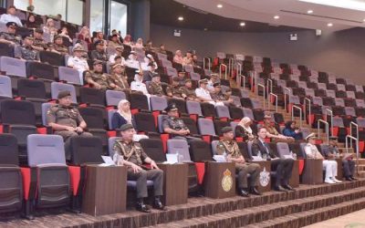 SIX ROYAL BRUNEI ARMED FORCES OFFICERS RECEIVE THE OBOE ENDEAVOUR ACADEMIC EXCELLENCE AWARD 2025