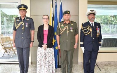 FRENCH REPUBLIC AWARDS NATIONAL DEFENCE MEDAL (GOLD GRADE) TO ROYAL BRUNEI ARMED FORCES SENIOR LEADERSHIP